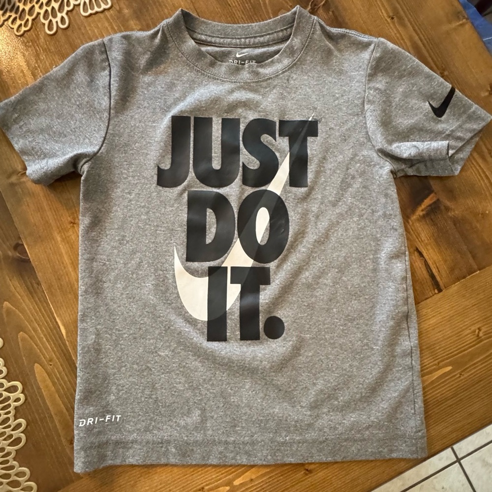 Nike Kids Gray Tee with 'Just Do It' Slogan